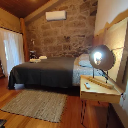 Semesterbostad Segredos Da Montanha -